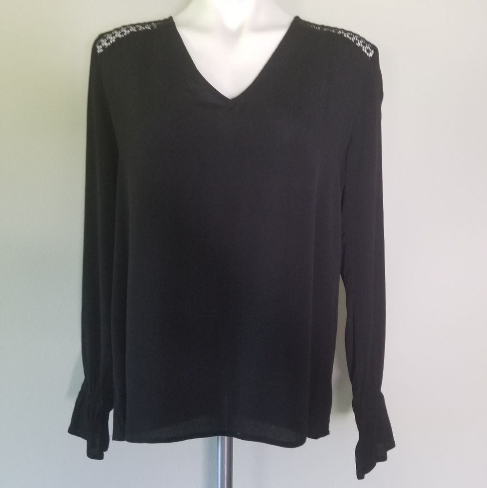Black Long Sleeve Lace Shoulder Blouse Small New